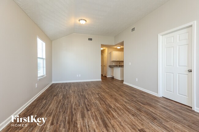 Foto del edificio - 317 Cedar Park Cir
