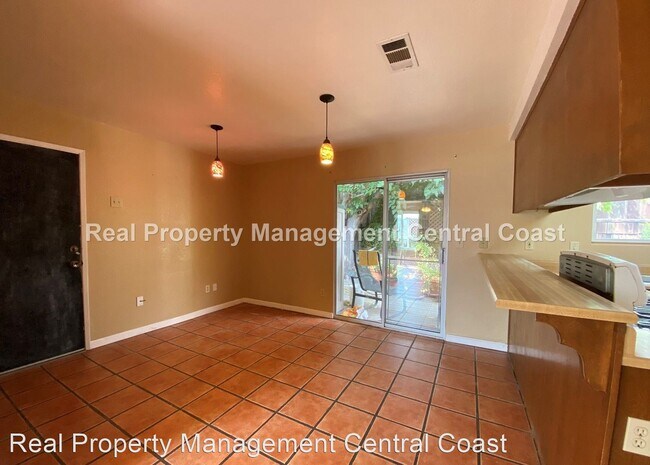 Building Photo - 3 br, 1.5 bath House - 1256 Terebinth Lane