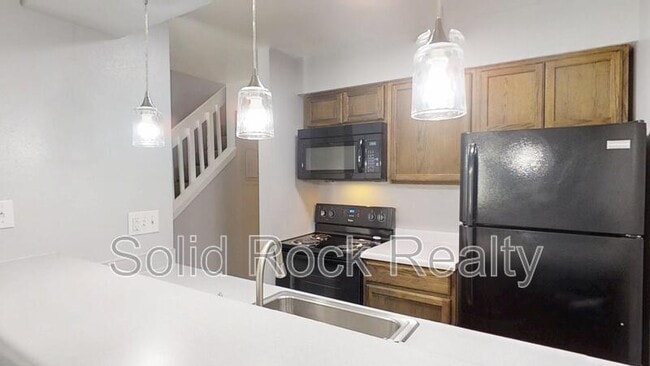 Building Photo - 4545 N Carefree Cir