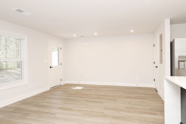 Foto del edificio - Pet-Friendly Glenbrook Apartment Near Crozet Park