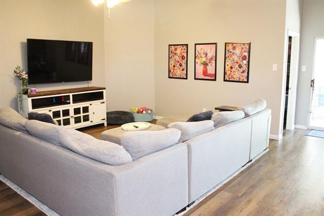 Foto del edificio - 1029 Fairweather Dr