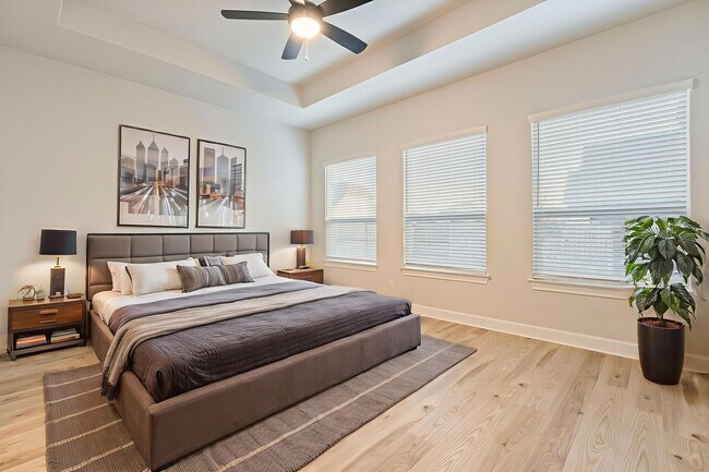 Building Photo - Texas Charm Meets Modern Comfort in Manor