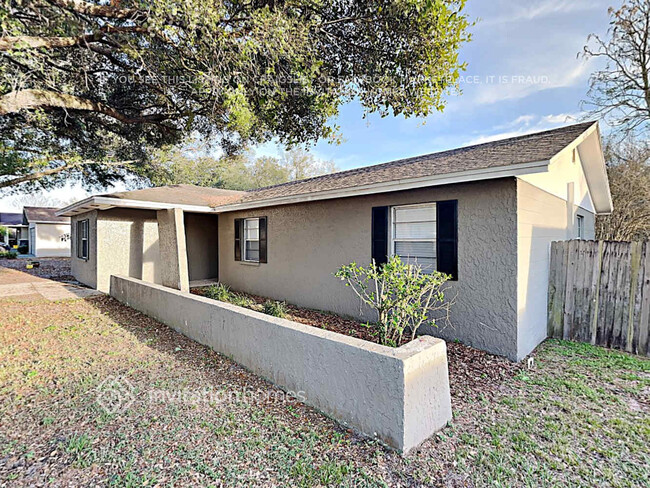 Building Photo - 3801 Dovehollow Dr