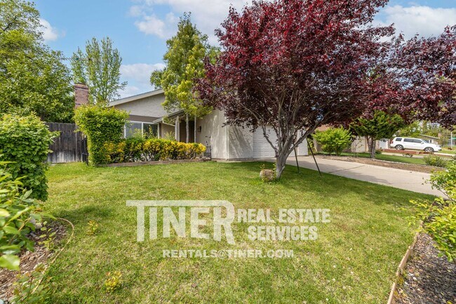 Foto del edificio - Beautiful 4-bedroom home in Citrus Heights