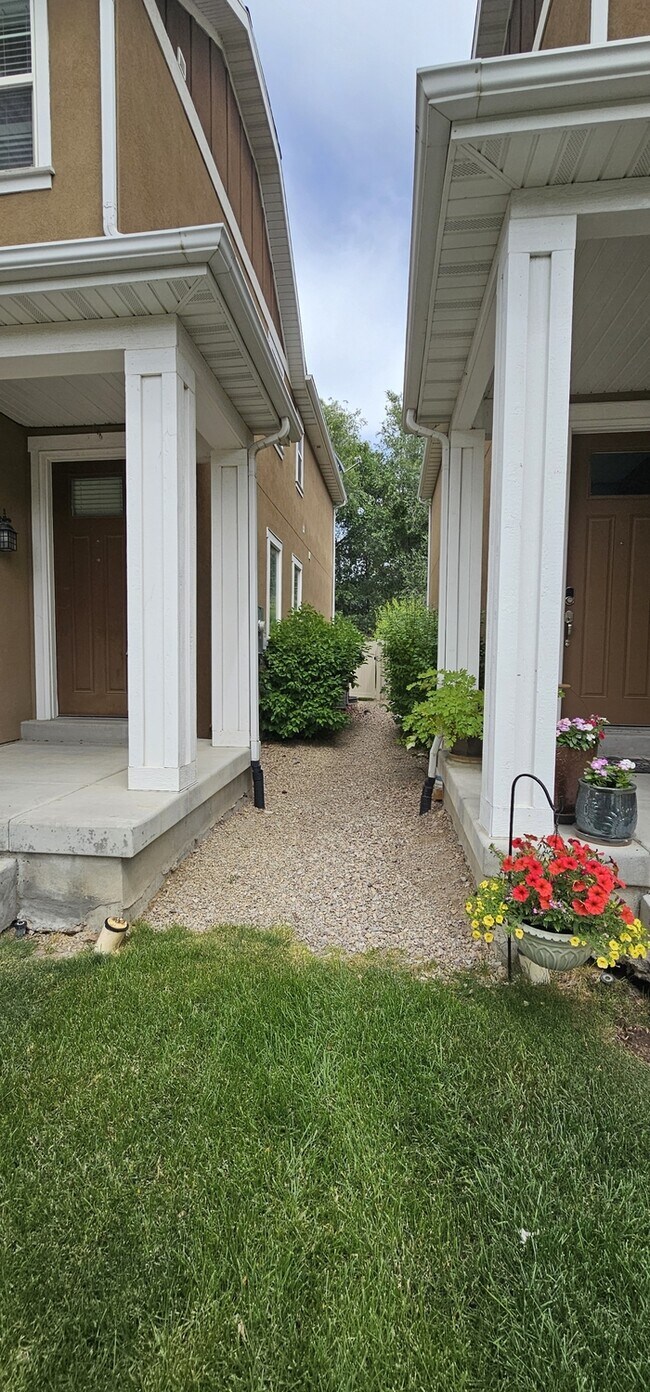 Foto del edificio - Single Family Home
