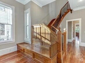 Building Photo - 208 W 35th St