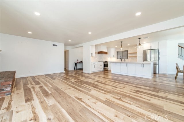 Building Photo - 13381 Del Cerro Dr