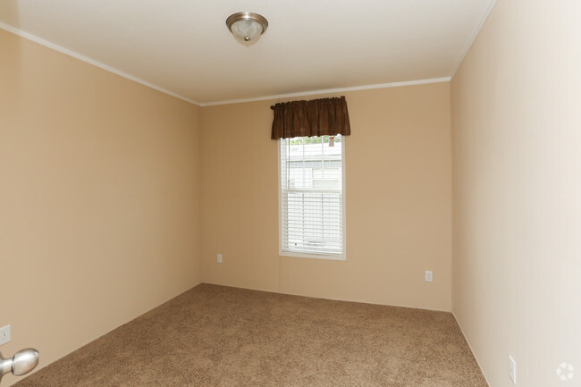 Interior Photo - Continental Village