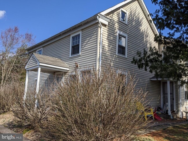 Building Photo - 1131 Branch Rd
