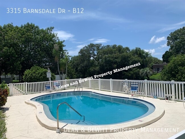 Building Photo - 3315 Barnsdale Dr