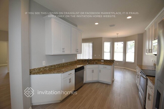 Building Photo - 3310 Stonebridge Trail