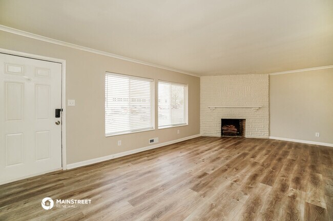 Foto del edificio - 2813 Dover Rd