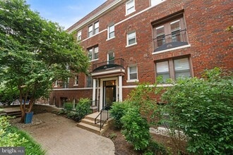 Building Photo - 149 W St NW