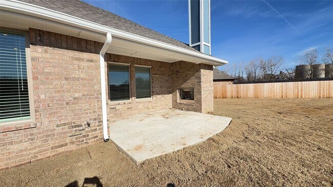 Foto del edificio - 1826 Taines Turn