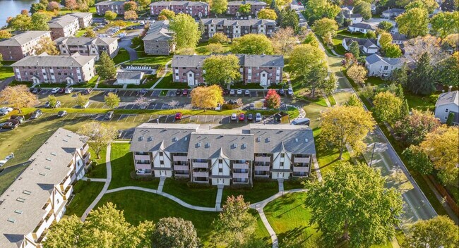 Foto del edificio - 18 Echo Ct