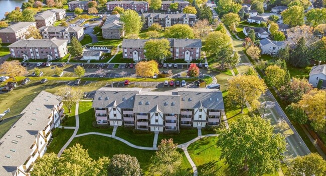 Building Photo - 18 Echo Ct