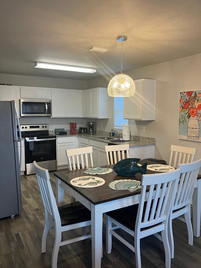 Foto del edificio - 4109 NE 20th Pl