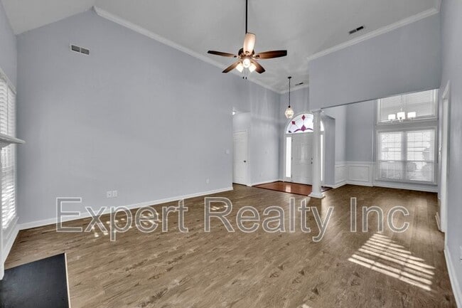 Foto del edificio - 8235 Wynwood Dr