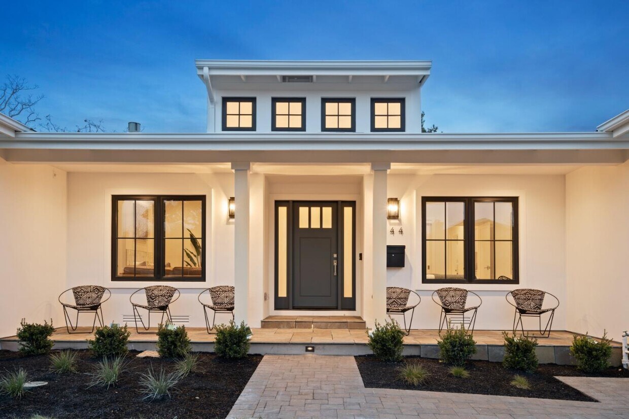 Foto principal - 644 Georgia Ave