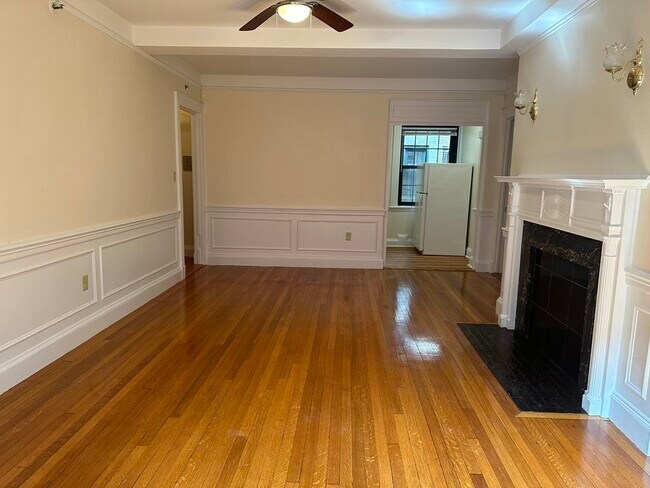 Foto del edificio - 124 Bowdoin St