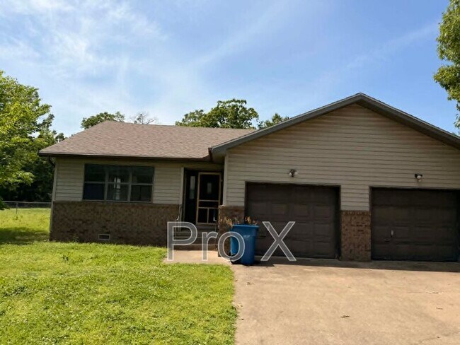 Foto del edificio - 2630-2632 E 2nd St