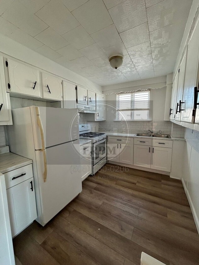 Photo - 90 Montaup Street