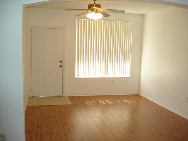 Building Photo - 508 Belmont Pl