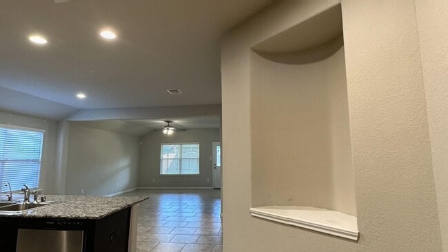 Foto del edificio - 29238 Dunns Creek Ct