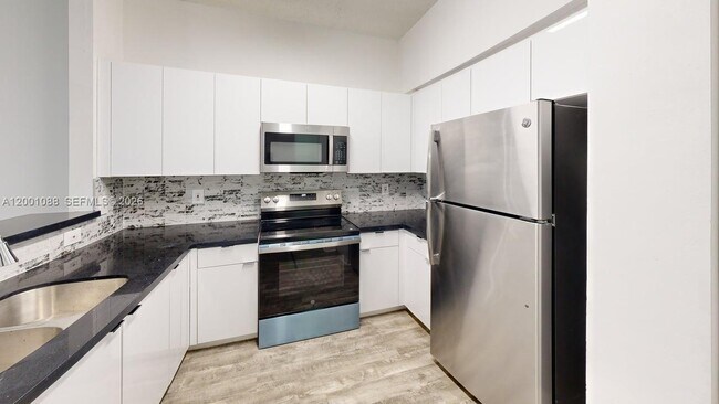 Foto del edificio - 2237 SE 23rd Ave