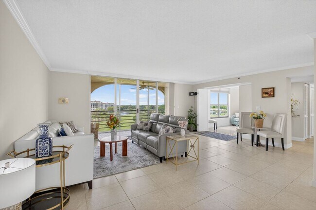 Foto del edificio - 7129 Promenade Dr