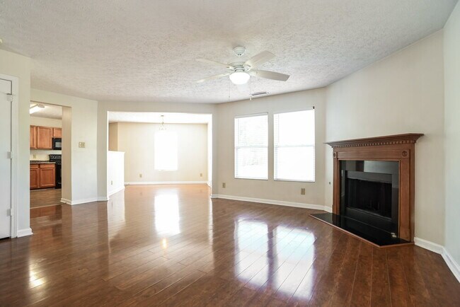 Foto del edificio - 14202 Luscombe Farm Rd