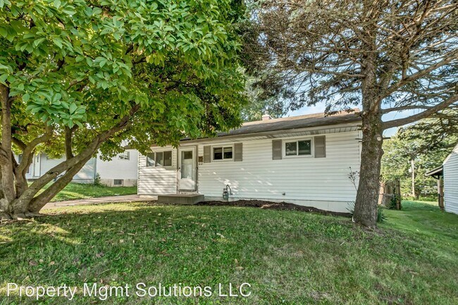 Foto del edificio - 3 br, 1 bath House - 148 Glen Garry Rd