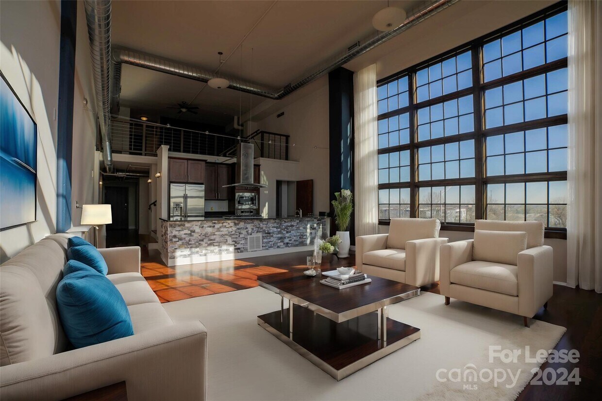 Foto principal - 715 N Graham St