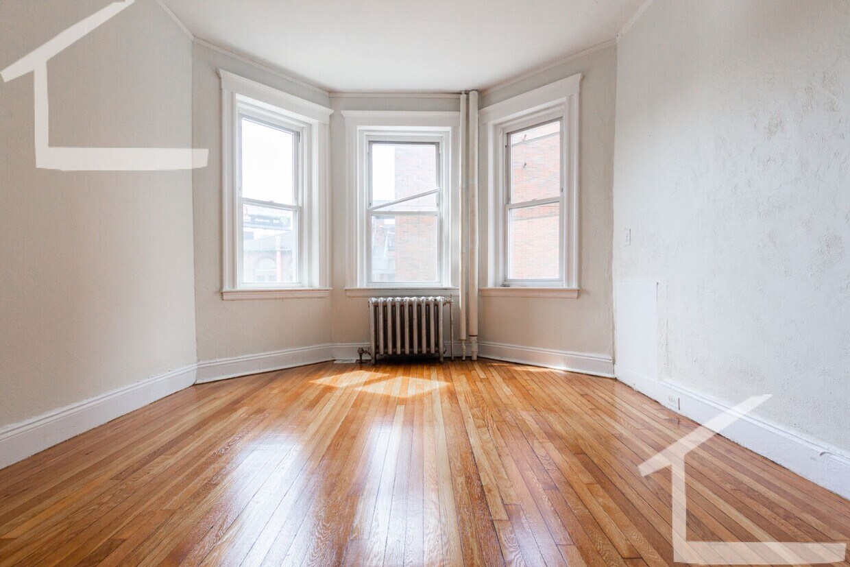Building Photo - 1165 Boylston St