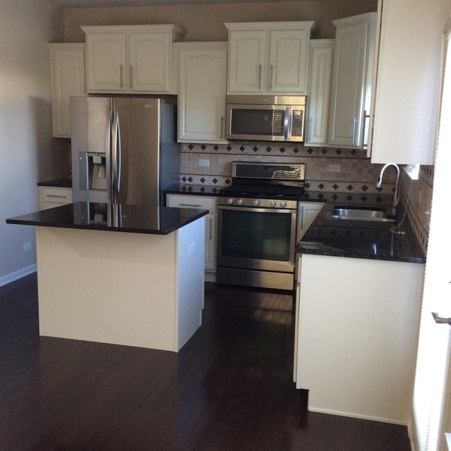 Building Photo - 3175 Coral Ln