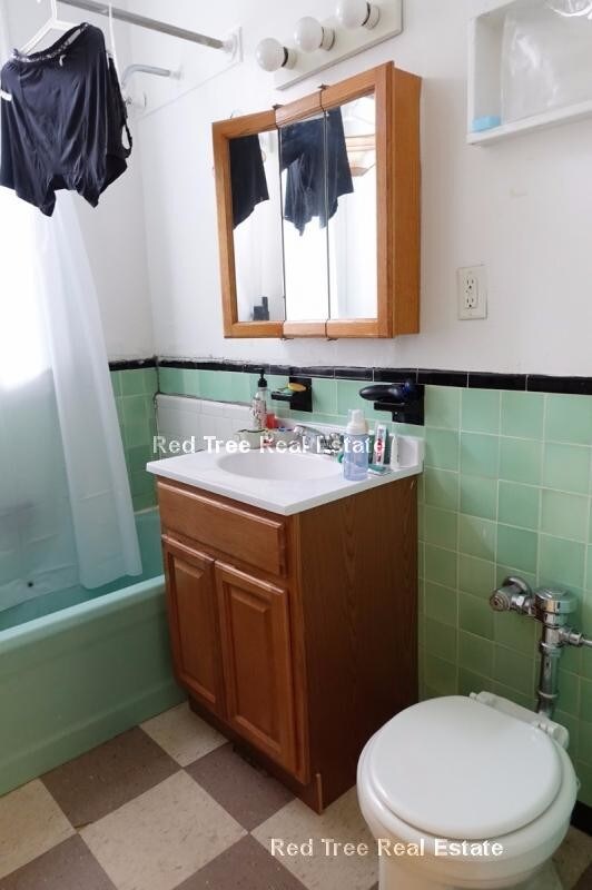 Building Photo - 66 Chiswick Rd