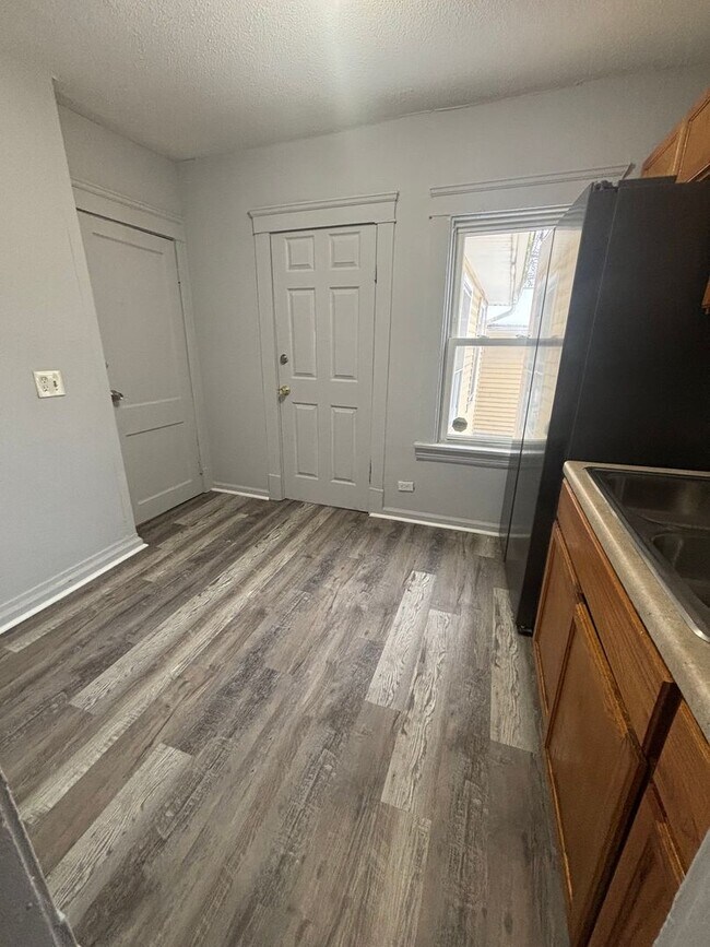 Foto del edificio - 3bd Single Cash Pay/Section 8