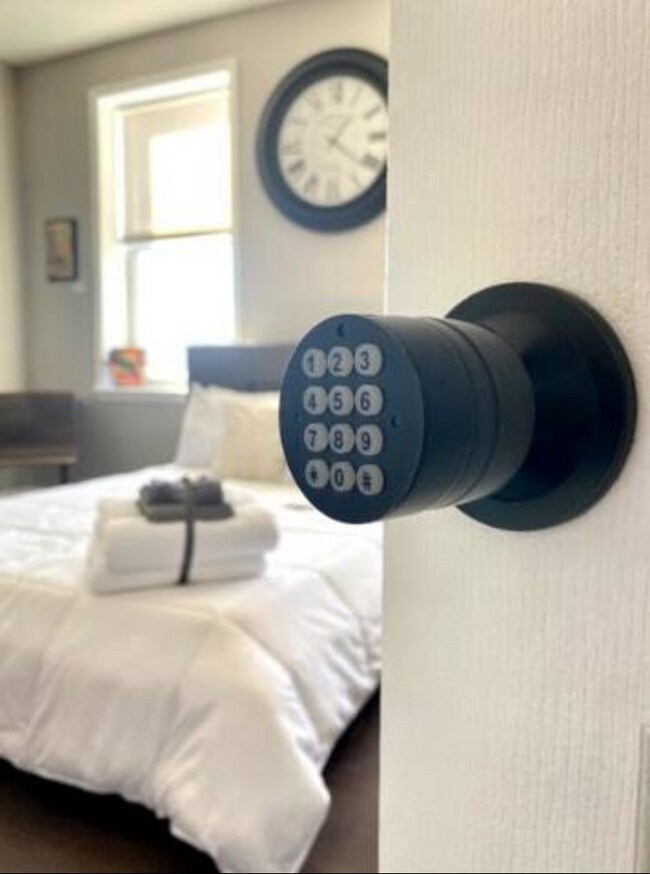 Foto del edificio - 1839 S 20th St