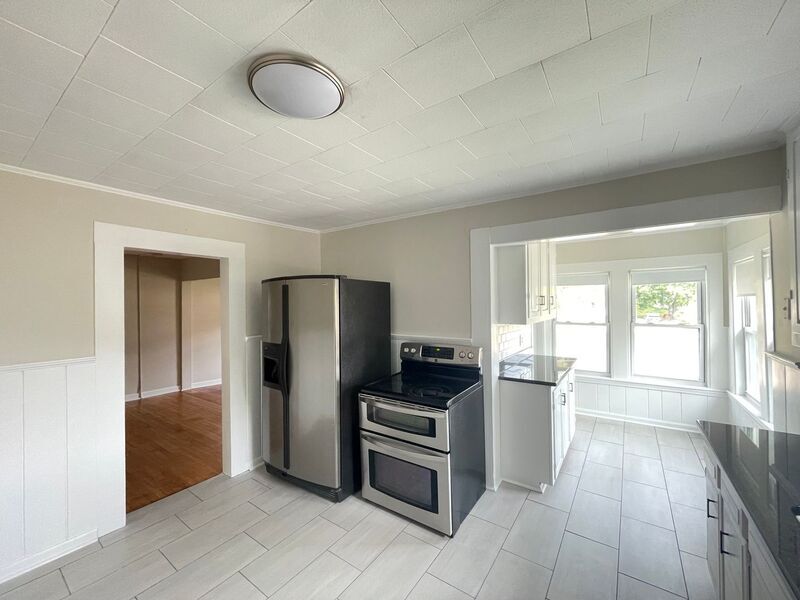 154 Sylvester St Unit 1, Manchester, NH 03102 Condo for Rent in