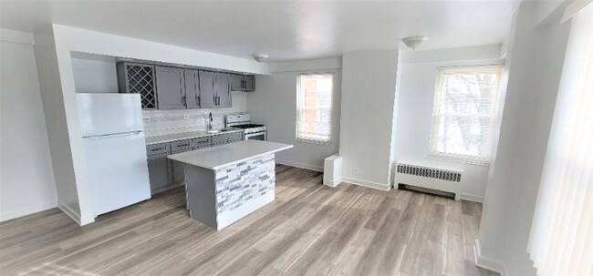 Foto del edificio - 929 N Main St