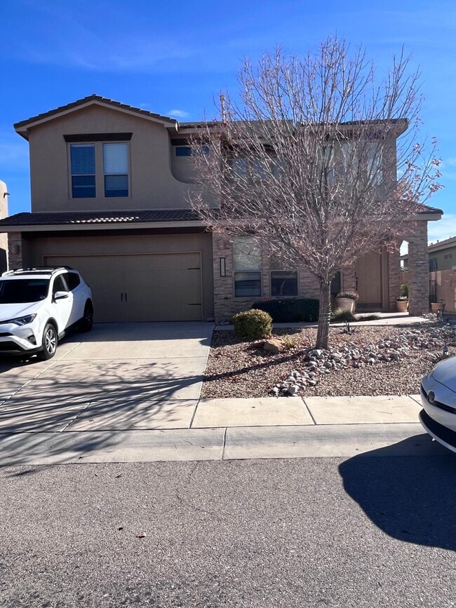 Building Photo - 1124 San Augustin Dr