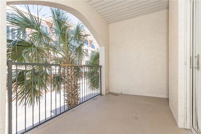 Balcony - 402 S Armenia Ave