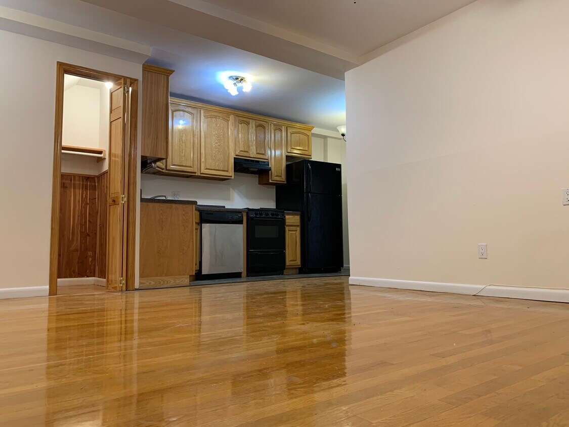 Open kitchen/Living Room/Dining Area - 1824 21st Rd