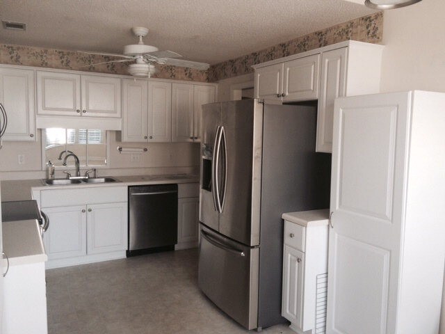 Building Photo - 321 Vanderbilt Dr