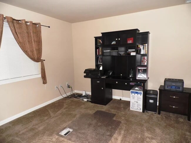 Building Photo - 15310 92nd Ave SE