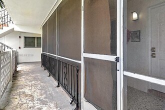 Building Photo - 1450 NE 170th St