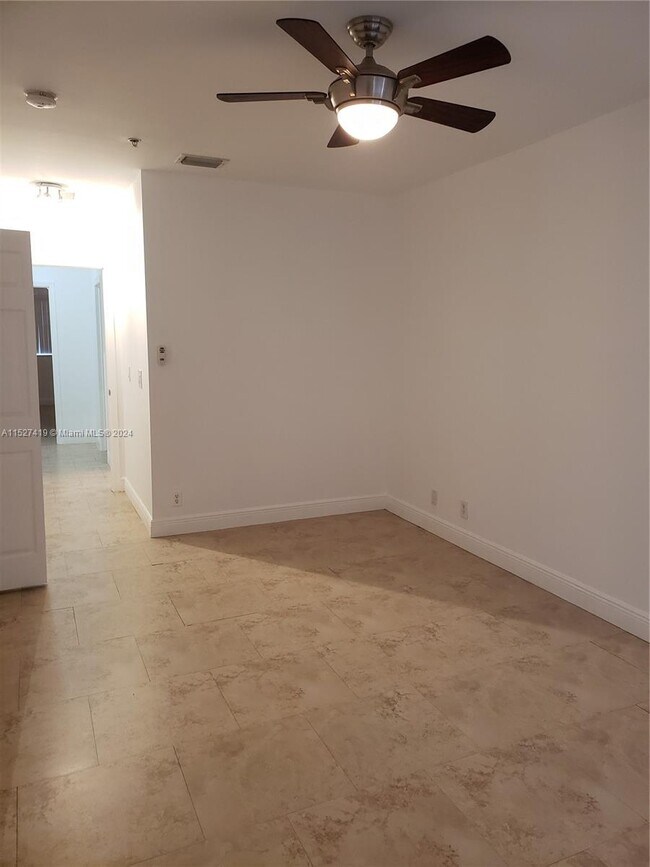 Foto del edificio - 1413 NW 36th Way