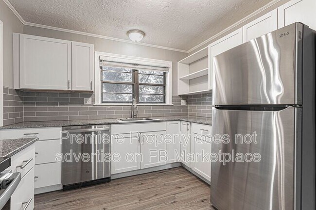 Foto del edificio - 2320 W 76th St