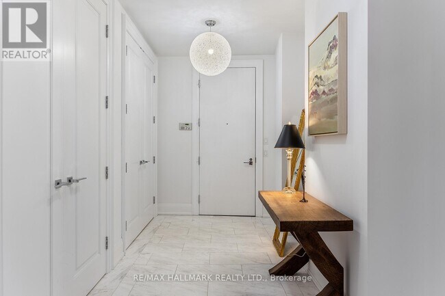 Building Photo - 88 Davenport Rd