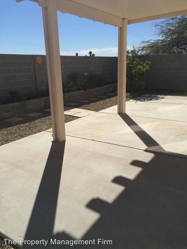Building Photo - 5324 Galanthus St